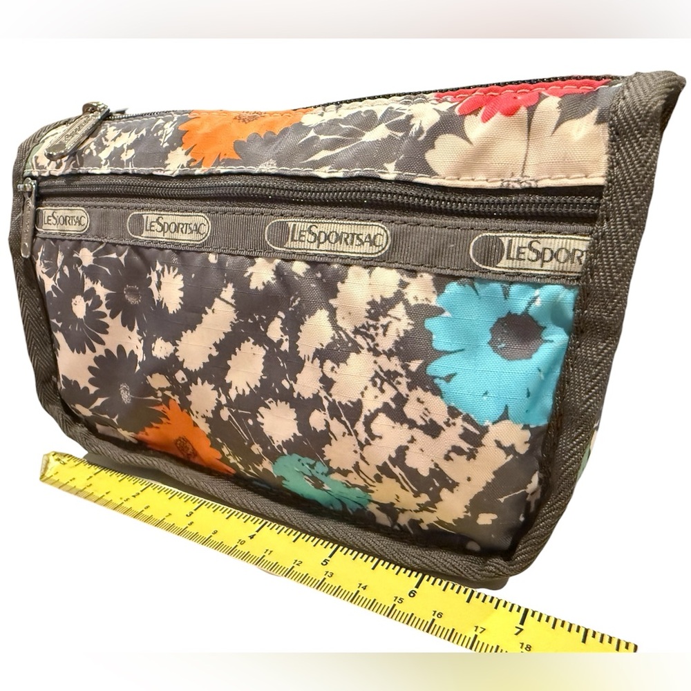 LeSportsac “Chroma Flower” Cosmetic Bag EUC Gray, Red, Blue, Orange 7”x 4.5x 3”